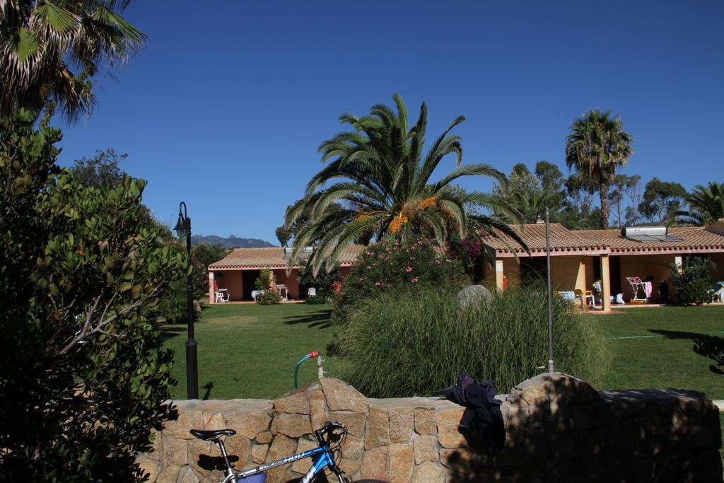 Villaggio Piscina Rei Monte Nai Ruang foto