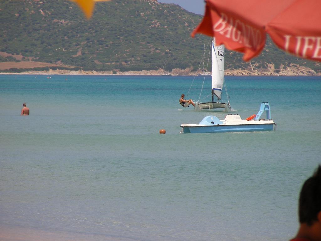 Villaggio Piscina Rei Monte Nai Bagian luar foto