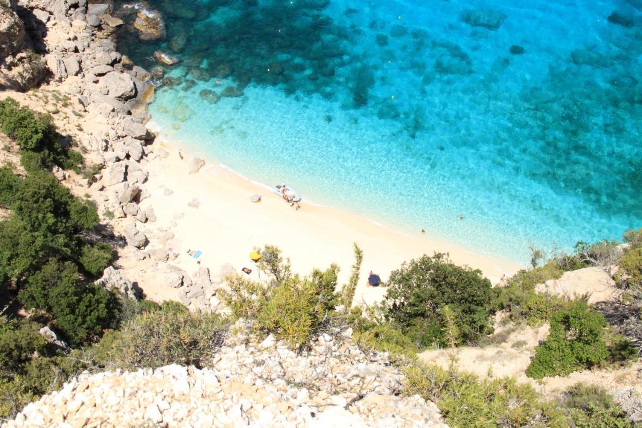 Villaggio Piscina Rei Monte Nai Bagian luar foto